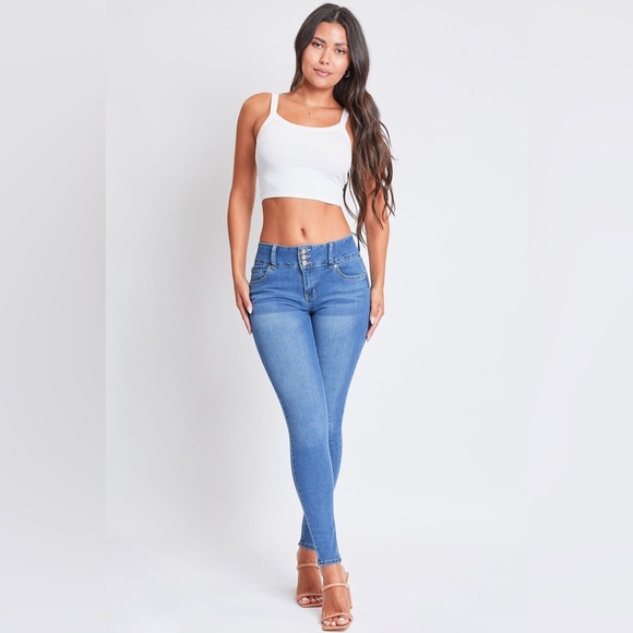YMI Women’s Sustainable Essential 3-Button High Rise Skinny Jeans NWT - Picture 1 of 6